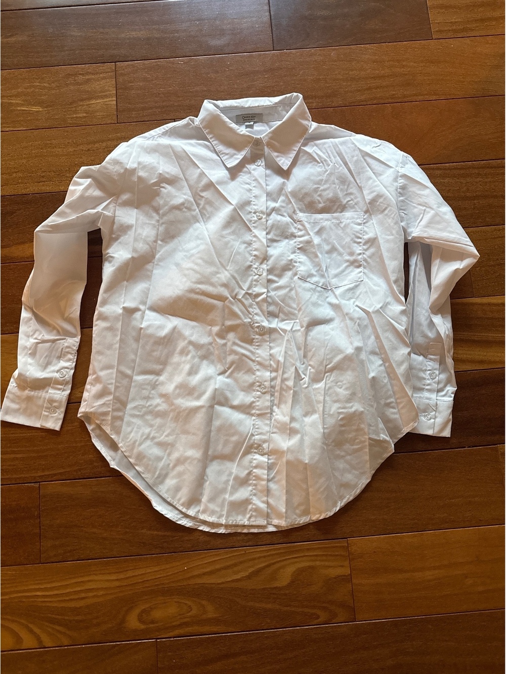 Women’s White Button-Up Long Sleeve Shirt Size Medium